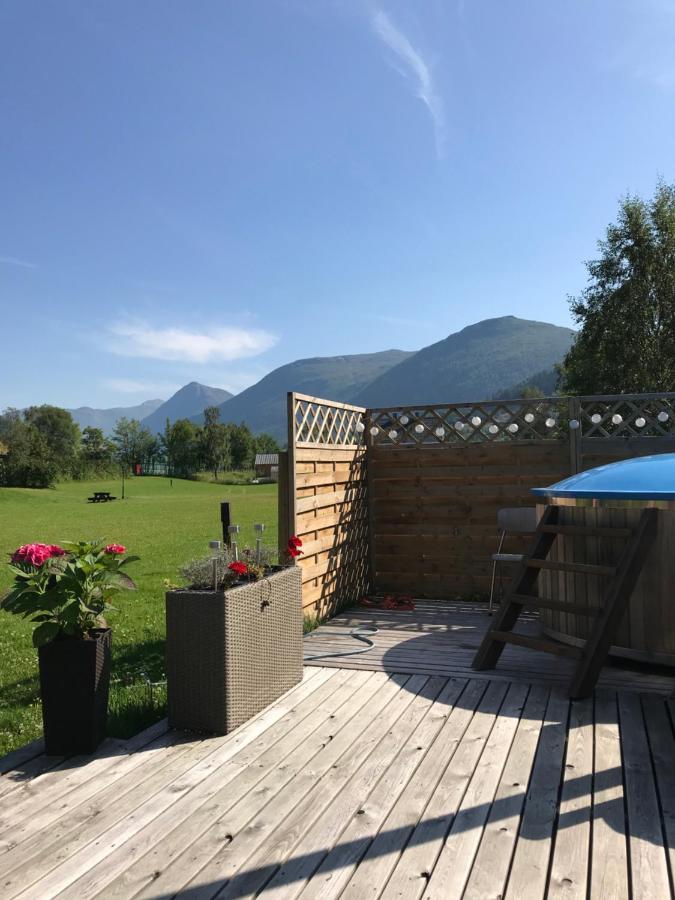 Vistdal Camping Myklebostad  Exterior foto
